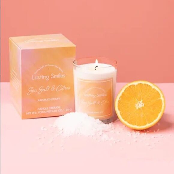 Lasting Smiles Sea Salt &Citrus Aromatherapy Cause Candle
Adding elevated warmth - Picture 3 of 4